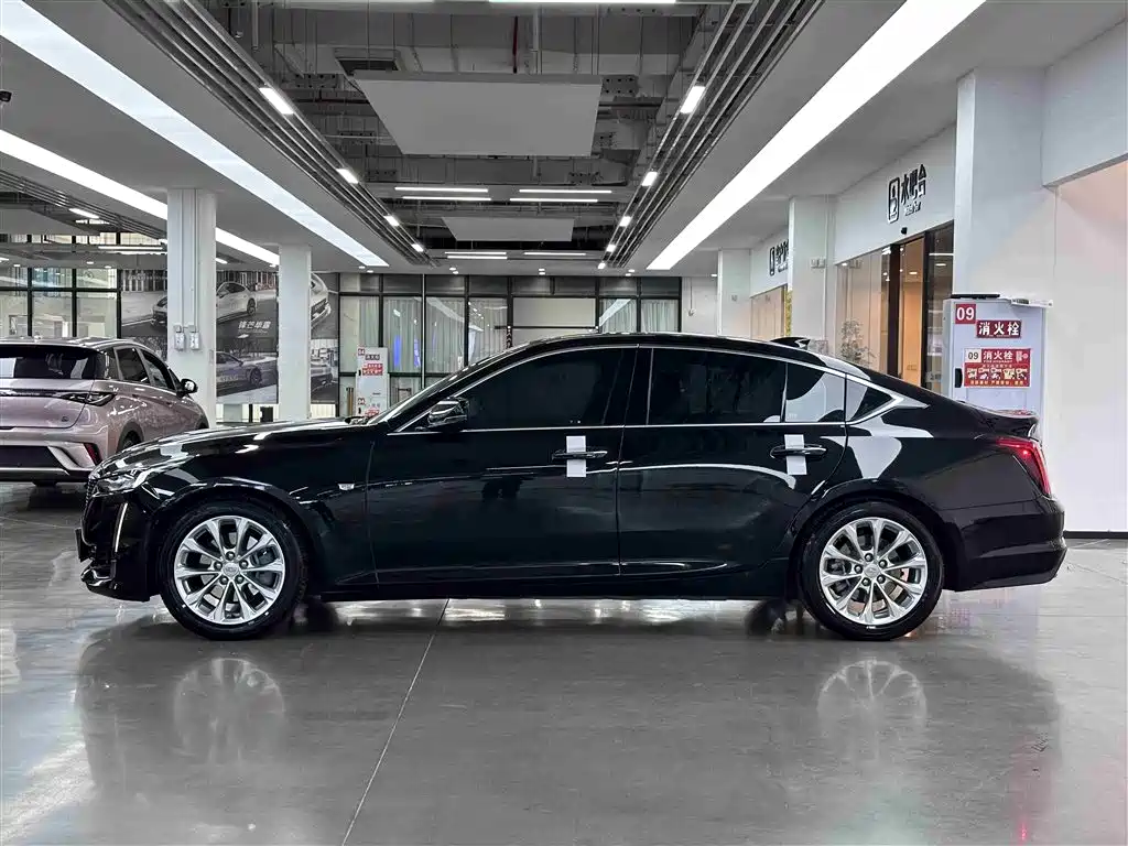 Cadillac CT5 2023 28T luxury model (standard version) купить на сайте DeffCars