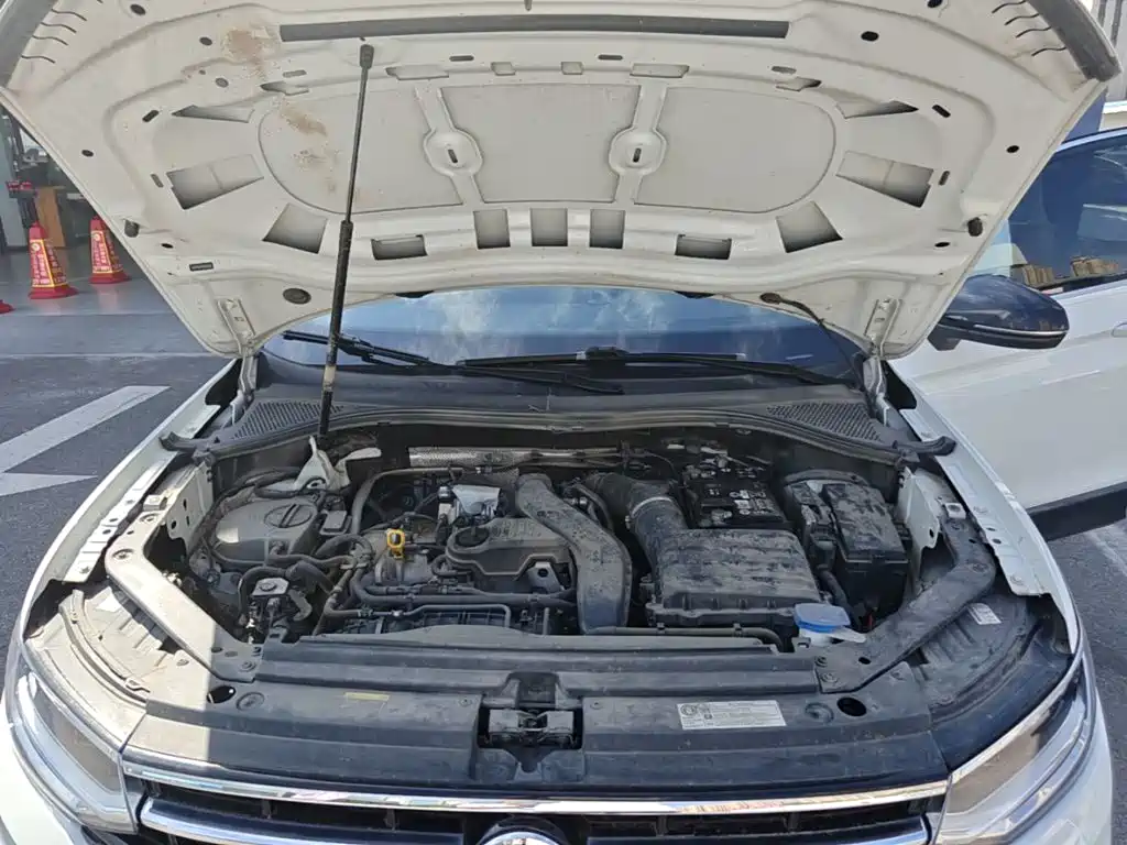 Tiguan L 2024 Outstanding Model 300TSI Automatic Two-wheel Drive Dragon Edition купить на сайте DeffCars