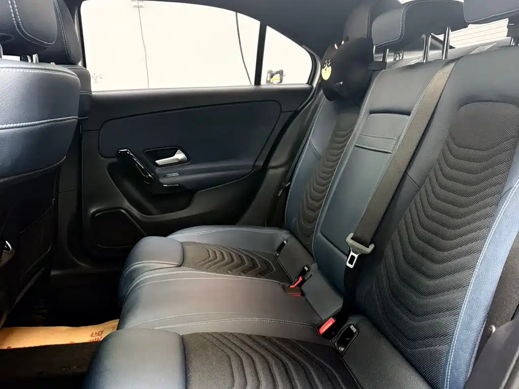 Mercedes-Benz A-Class 2022 A 180 L купить на сайте DeffCars