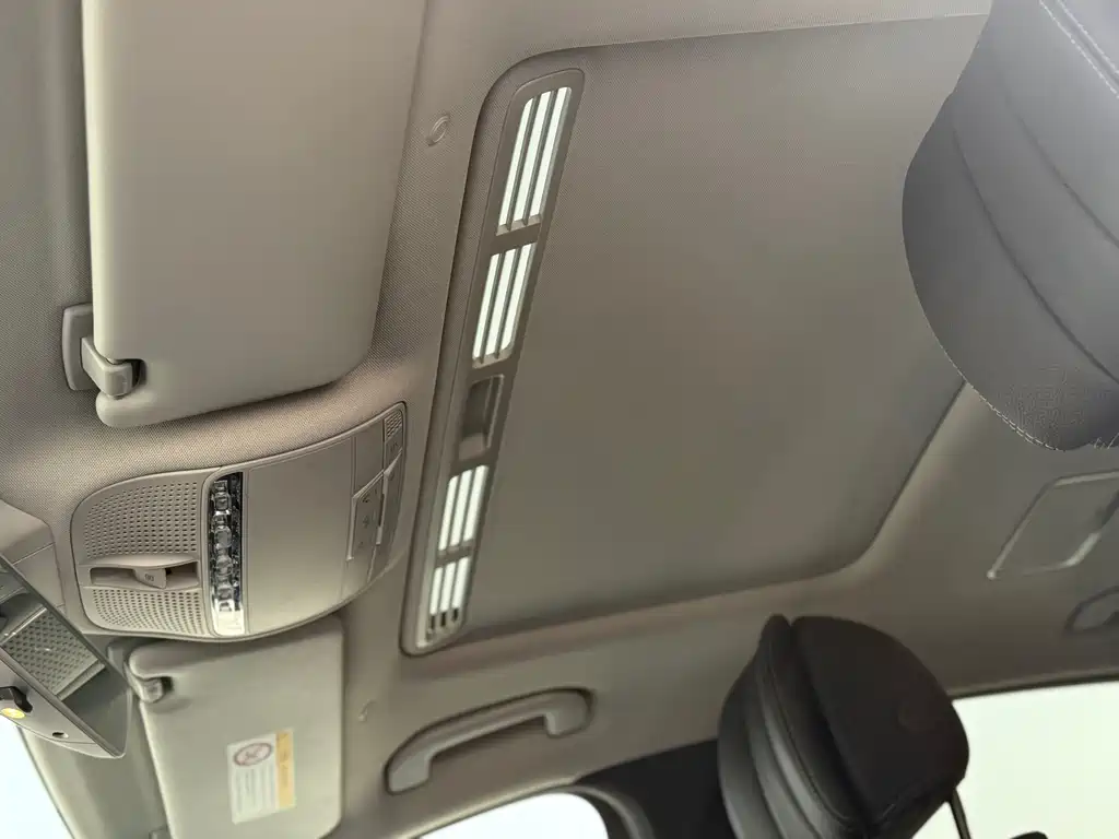 Mercedes-Benz E-Class 2017 E 200 L 4MATIC купить на сайте DeffCars