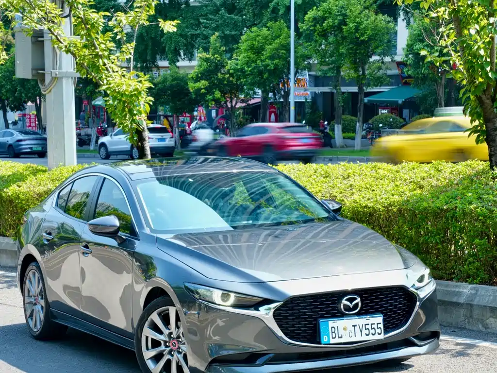 Mazda3 Angkesela 2021 2.0L Automatic Premium Edition купить на сайте DeffCars