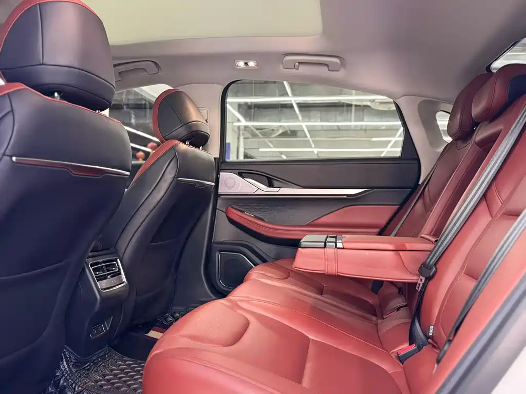 Lincoln Z 2022 facelift i-exclusive edition купить на сайте DeffCars