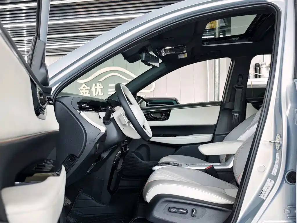 e: NS2 2024 Navigator Edition купить на сайте DeffCars