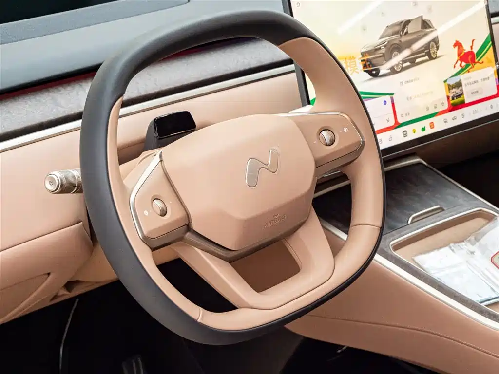 Ledo L90 2025 Pro six-seater version купить на сайте DeffCars