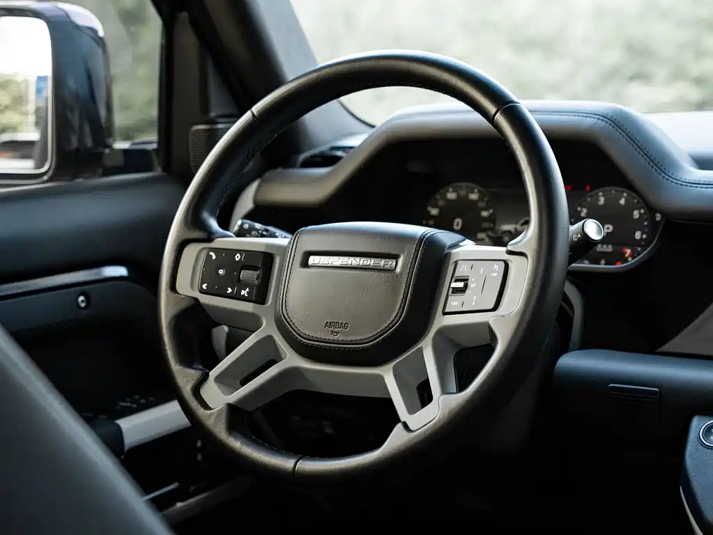 Land Rover Defender 2022 110 P400 Dark Special Edition купить на сайте DeffCars