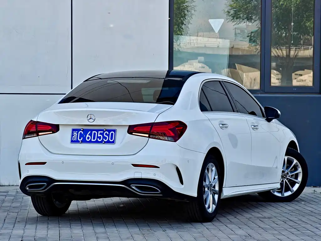 Mercedes-Benz A-Class 2022 A 200 L Sports Sedan Fashionable купить на сайте DeffCars