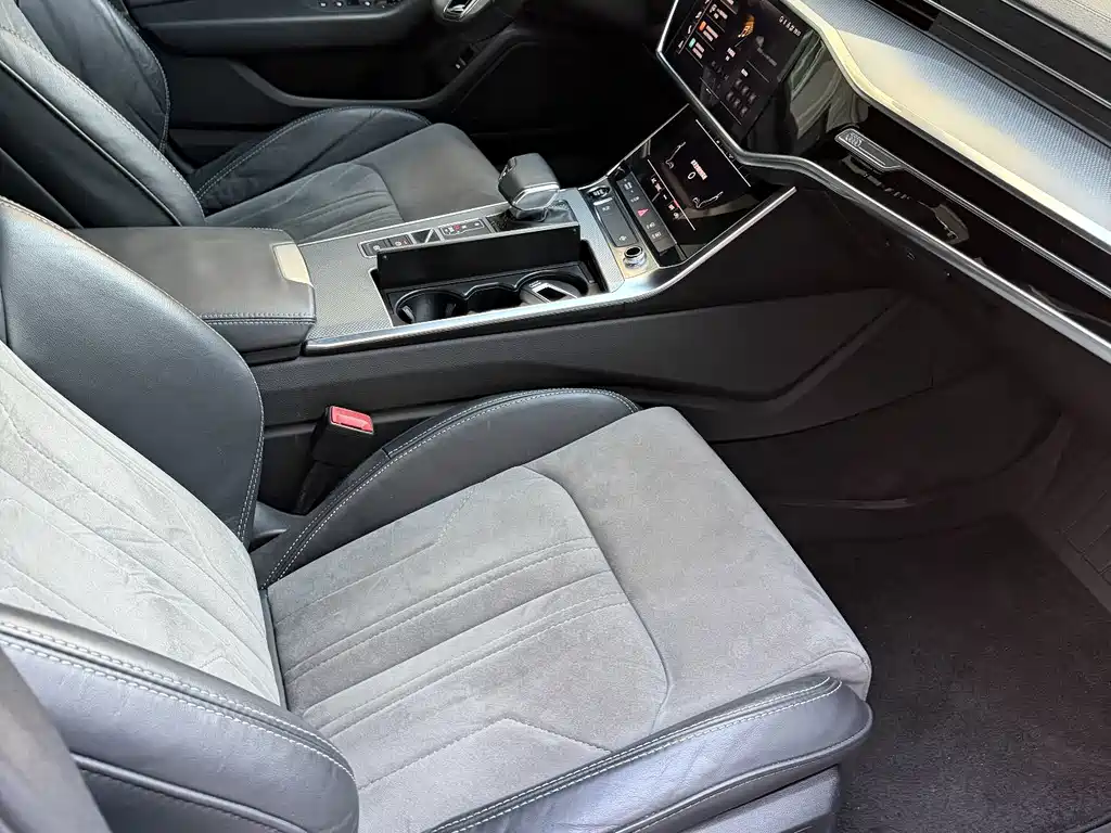 Audi A6L 2021 40 TFSI luxury and dynamic model купить на сайте DeffCars