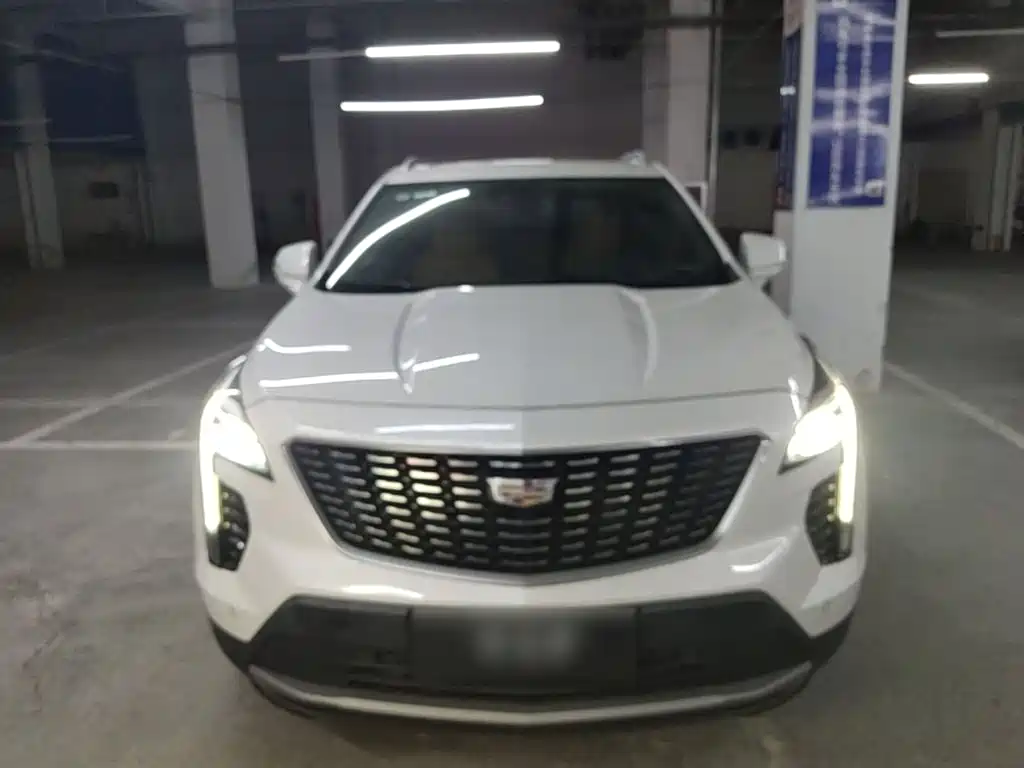 Cadillac XT4 2021 28T 4WD Platinum Edition купить на сайте DeffCars