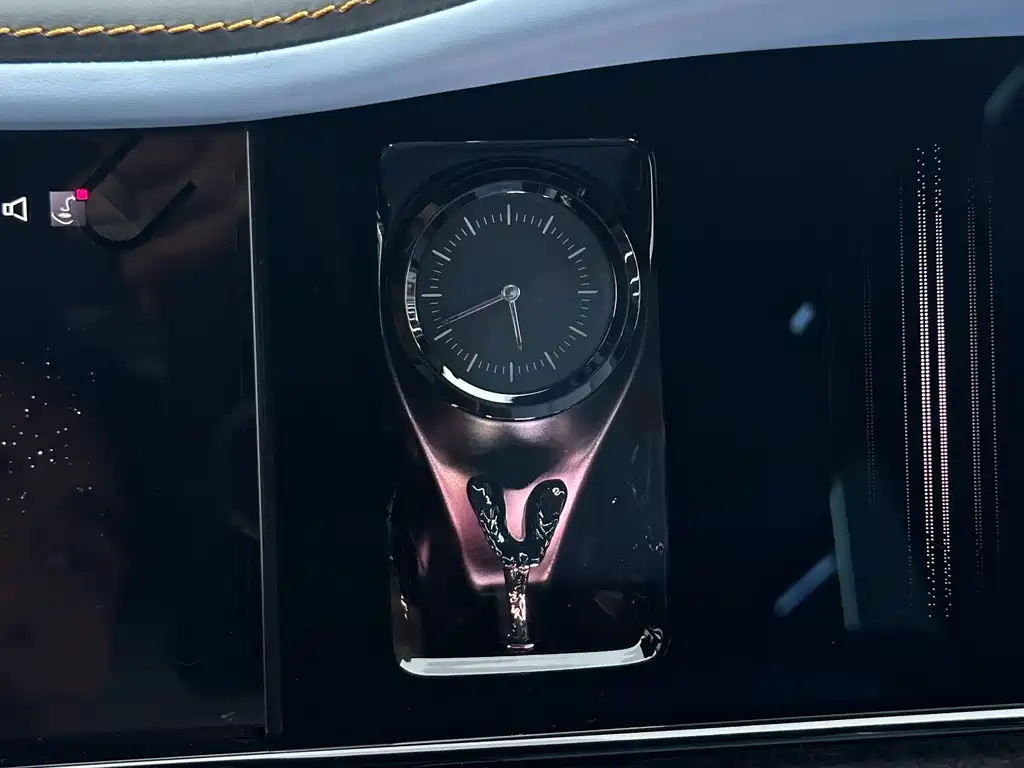 Cullinan 2024 Black Badge купить на сайте DeffCars