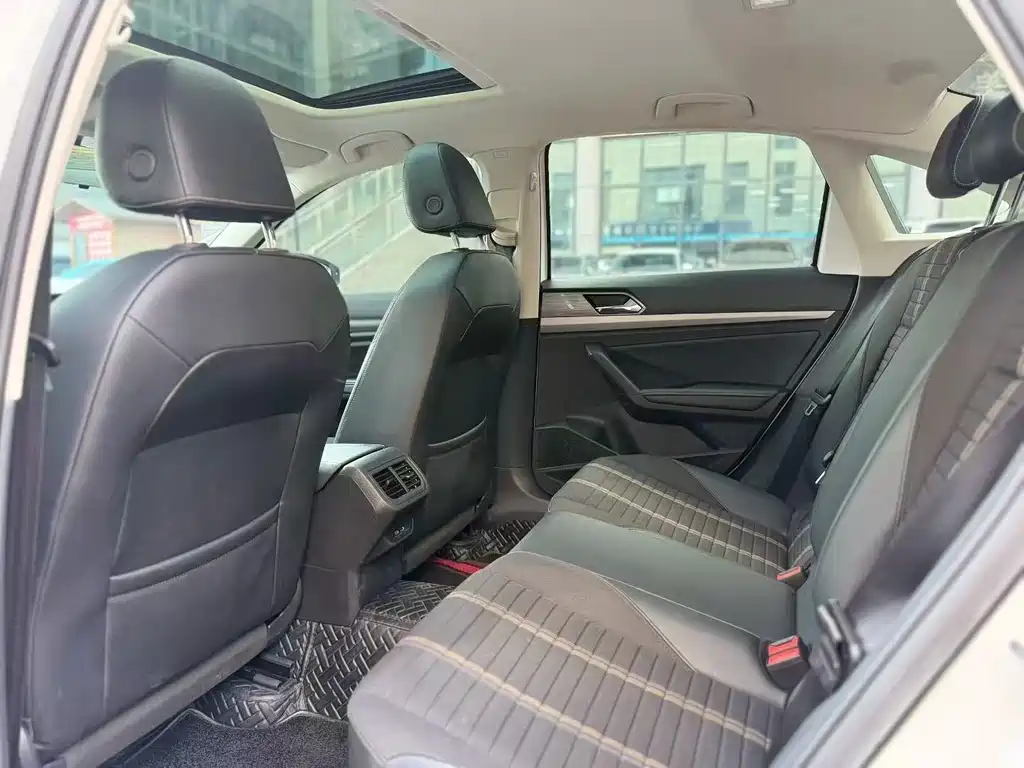 Lavida 2022 280TSI DSG Comfort Edition купить на сайте DeffCars