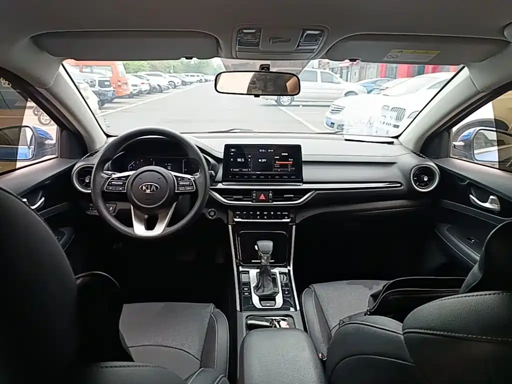 Kia K3 2019 1.5L CVT New Edition купить на сайте DeffCars