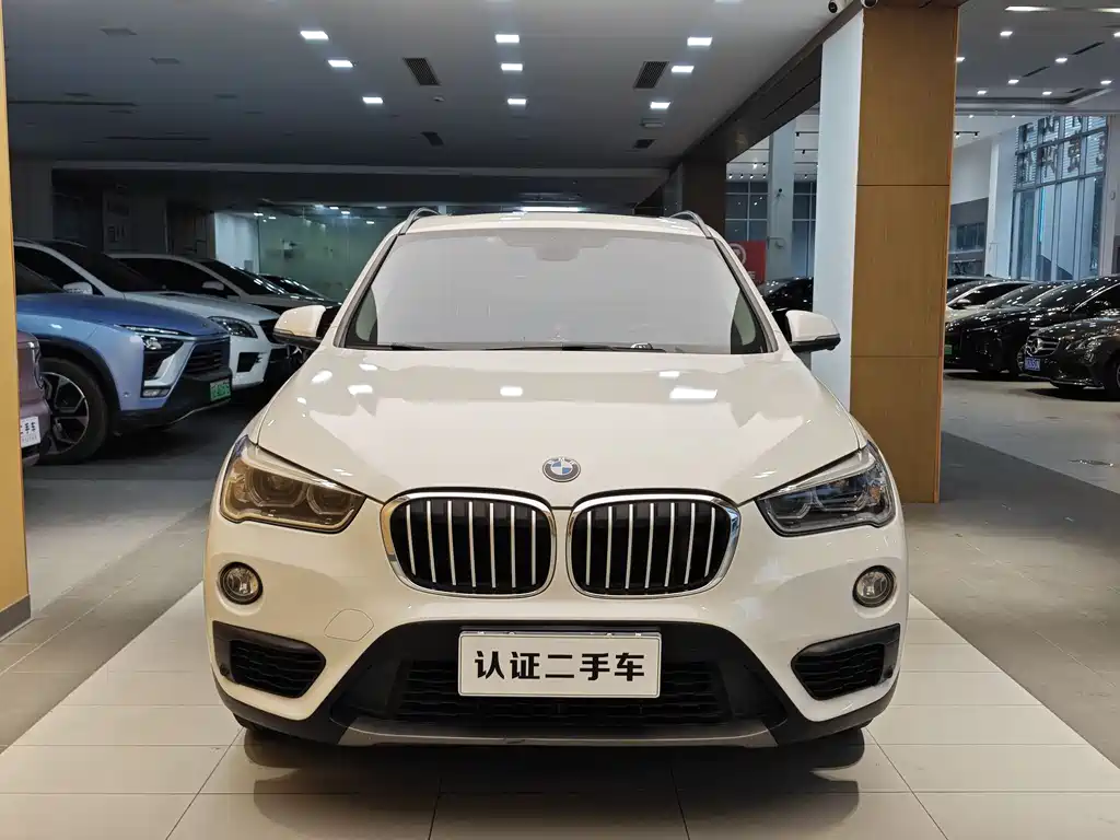 BMW X1 2016 sDrive18Li Exclusive Model купить на сайте DeffCars