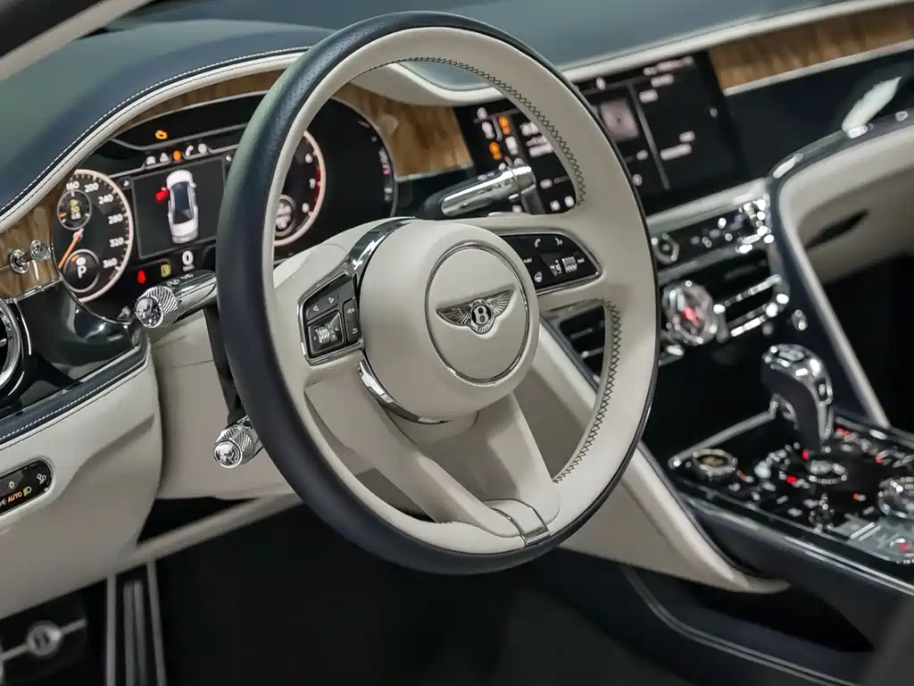 Flying Spur 2022 4.0T V8 Mulliner купить на сайте DeffCars