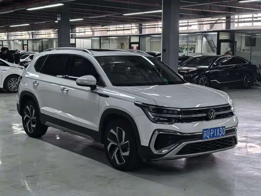 Tuyue 2024 300TSI two-wheel drive full moon version купить на сайте DeffCars