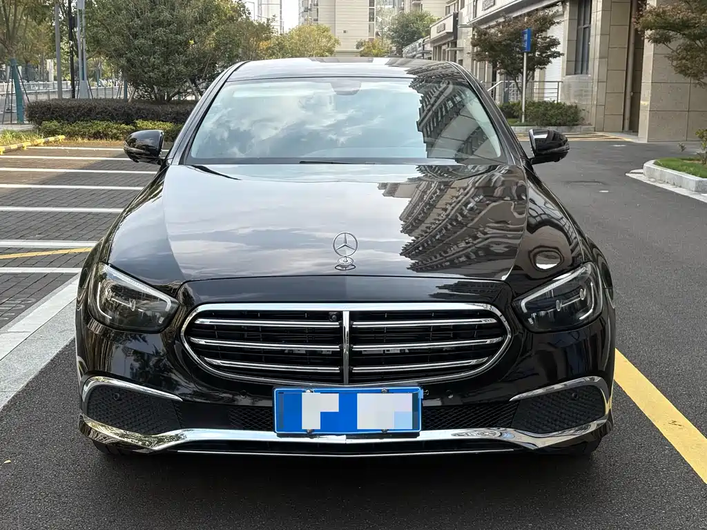 Mercedes-Benz E-Class 2022 E 300 L Luxury Model купить на сайте DeffCars