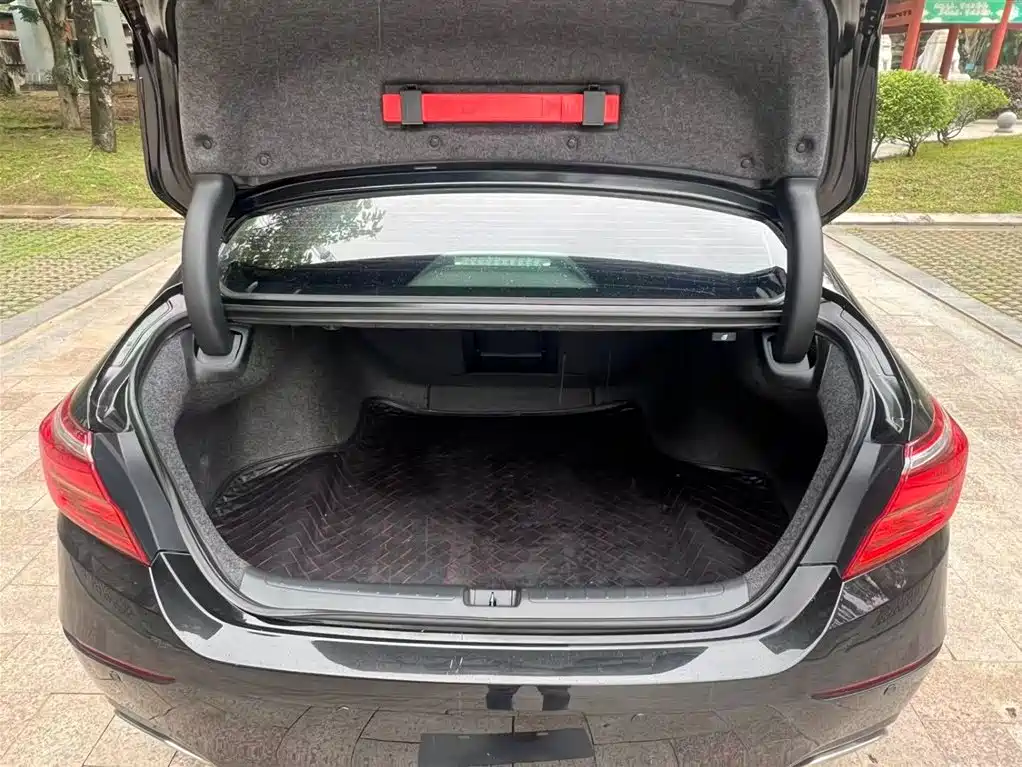 Yingshipai 2019 260TURBO Elegant Edition National VI купить на сайте DeffCars