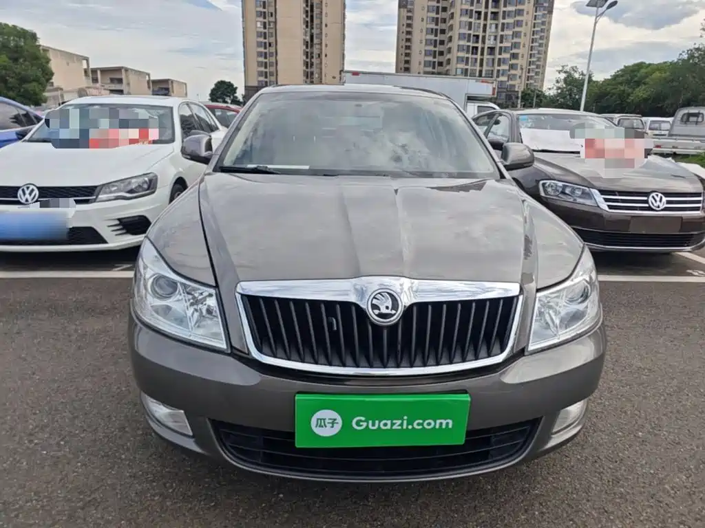 Octavia 2015 Classic 1.6L Automatic Yijie Edition купить на сайте DeffCars