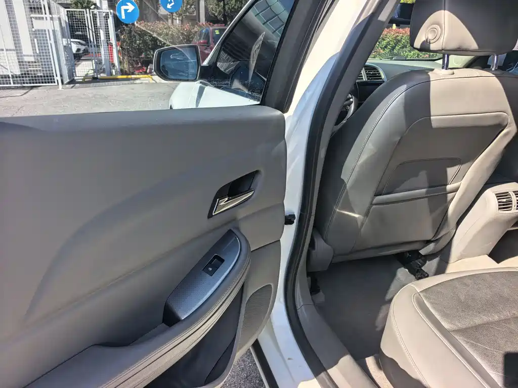 Malibu 2013 2.0L automatic luxury version купить на сайте DeffCars