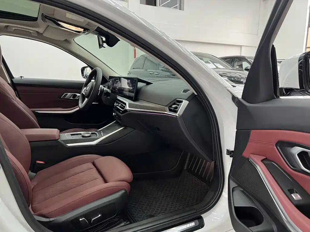 BMW 3 Series 2023 325i M Sports Package купить на сайте DeffCars