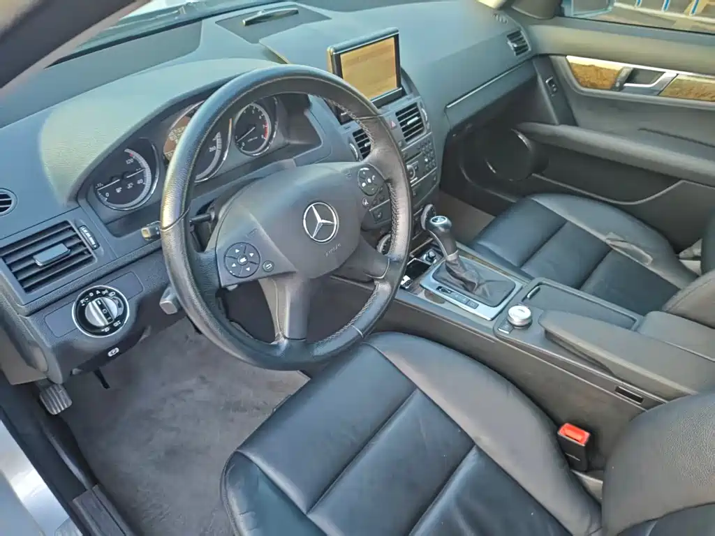 Mercedes-Benz C-Class 2010 C 260 CGI Fashion Model купить на сайте DeffCars