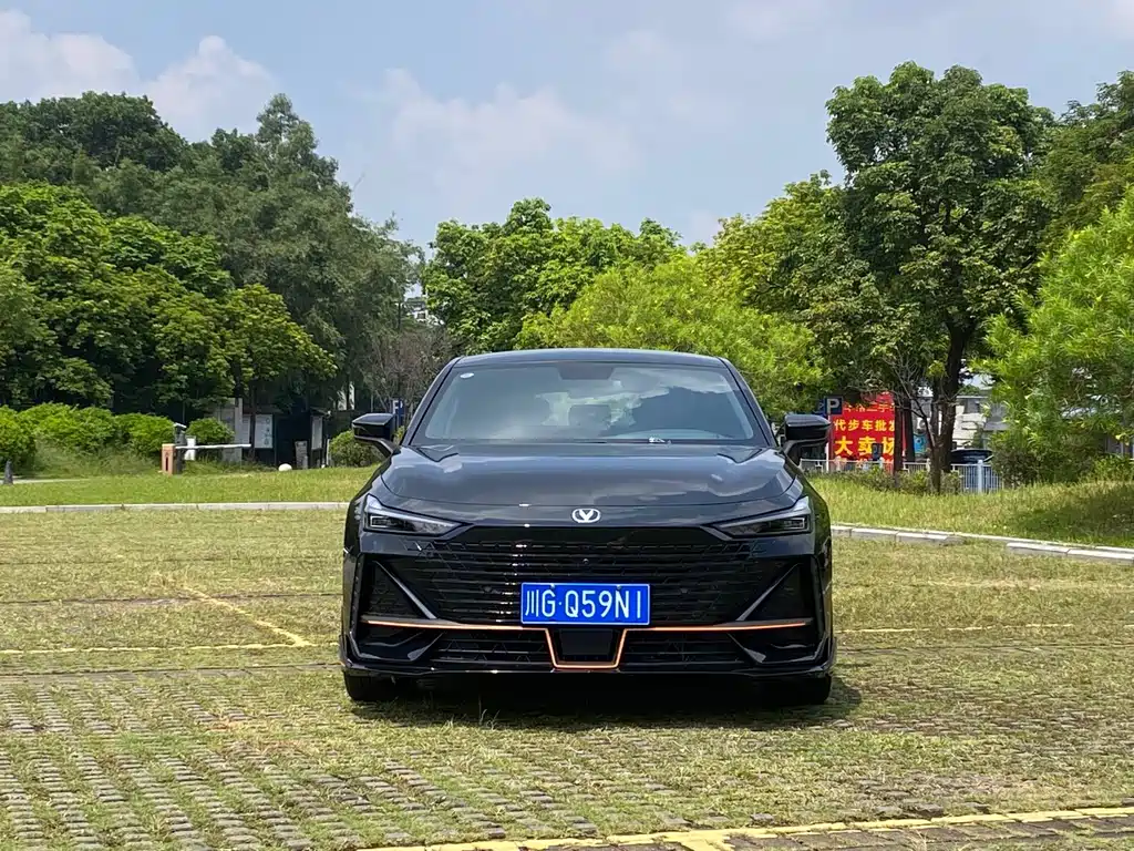 Changan UNI-V 2022 1.5T sports version купить на сайте DeffCars