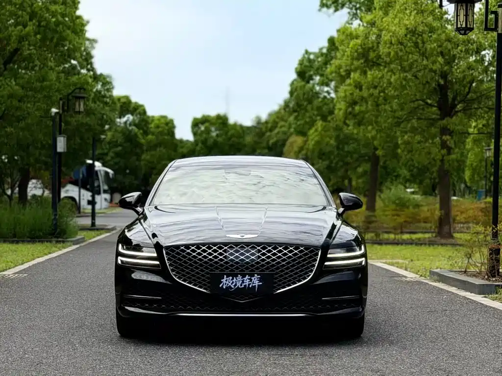 Genesis G80 2023 2.5T four-wheel drive luxury version купить на сайте DeffCars