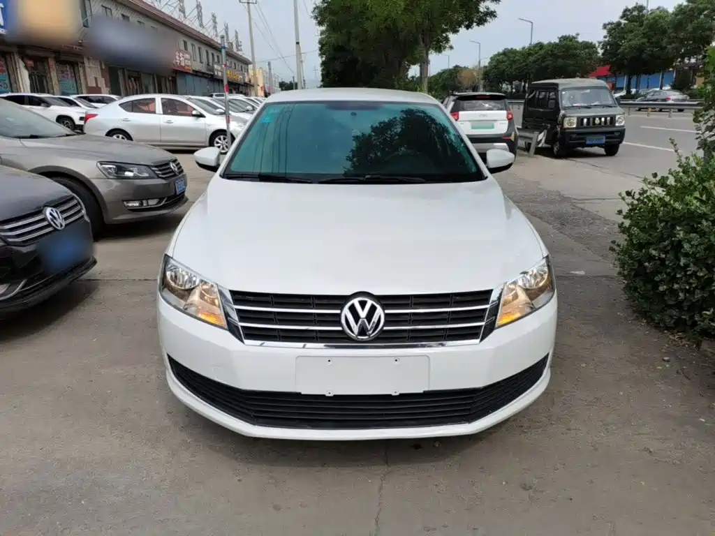 Lavida 2015 1.6L automatic fashion version купить на сайте DeffCars