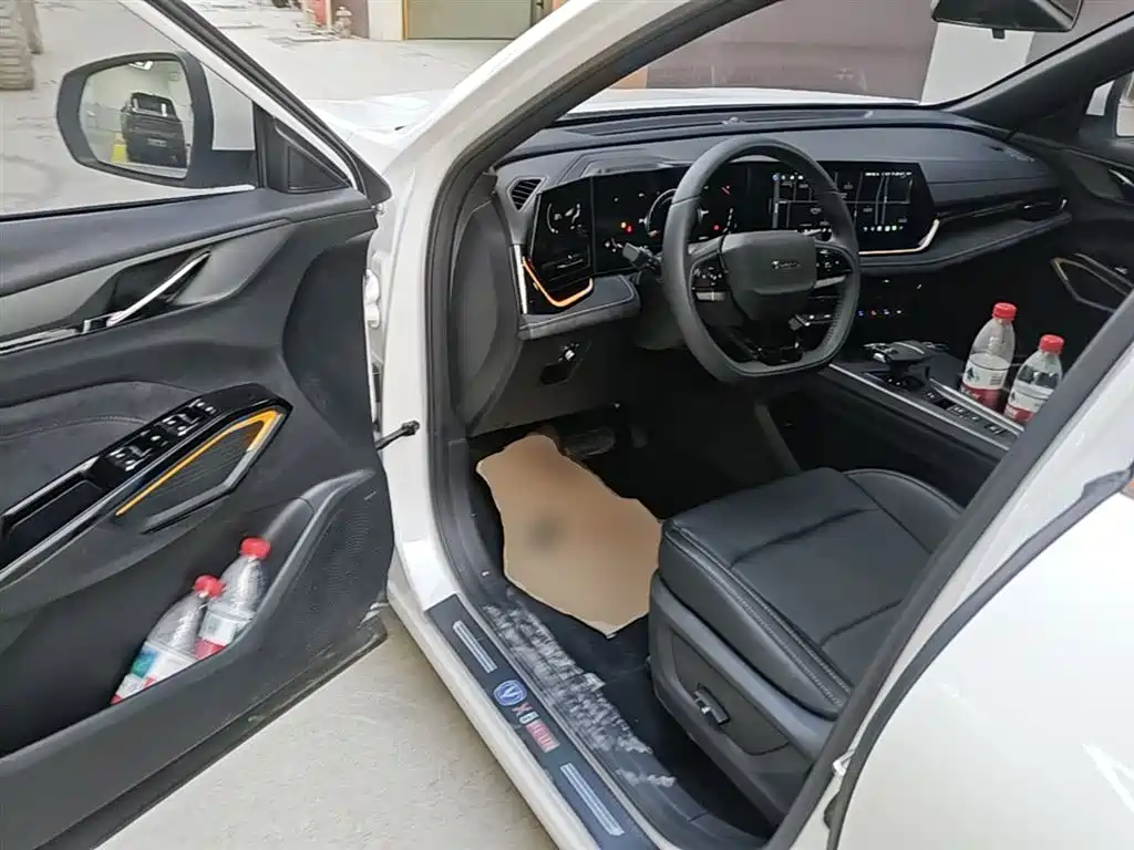 Changan Auchan X5 PLUS 2023 facelift 1.5T DCT Excellent model купить на сайте DeffCars