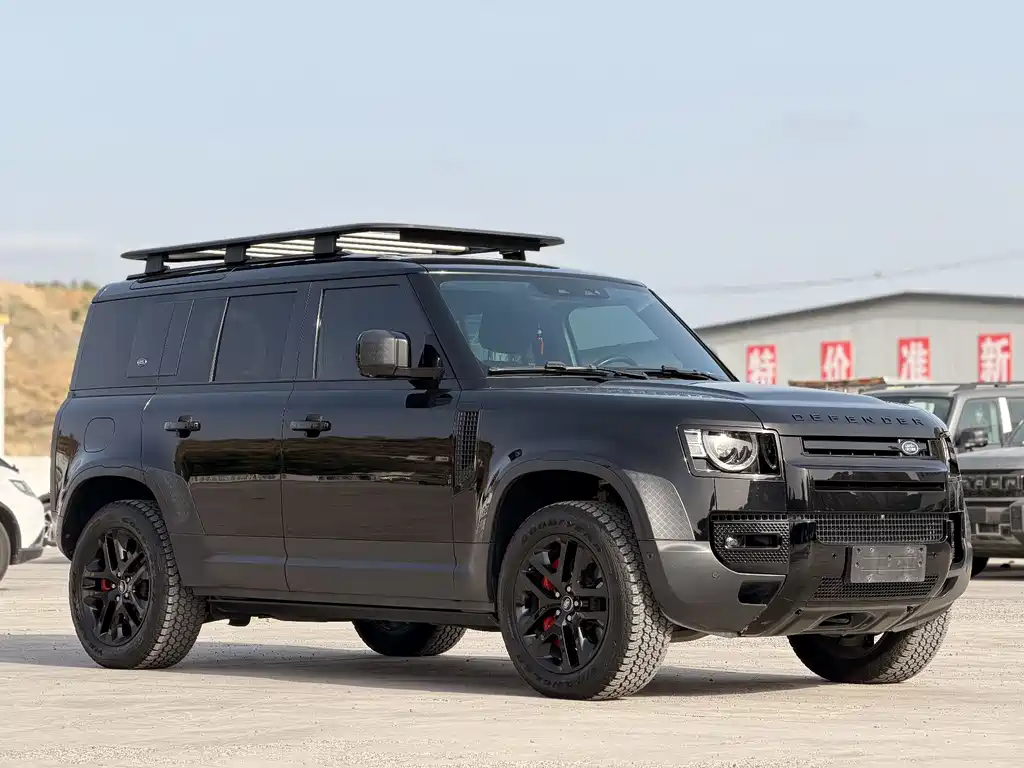 Land Rover Defender 2020 110 P400 first matte silver special package version купить на сайте DeffCars