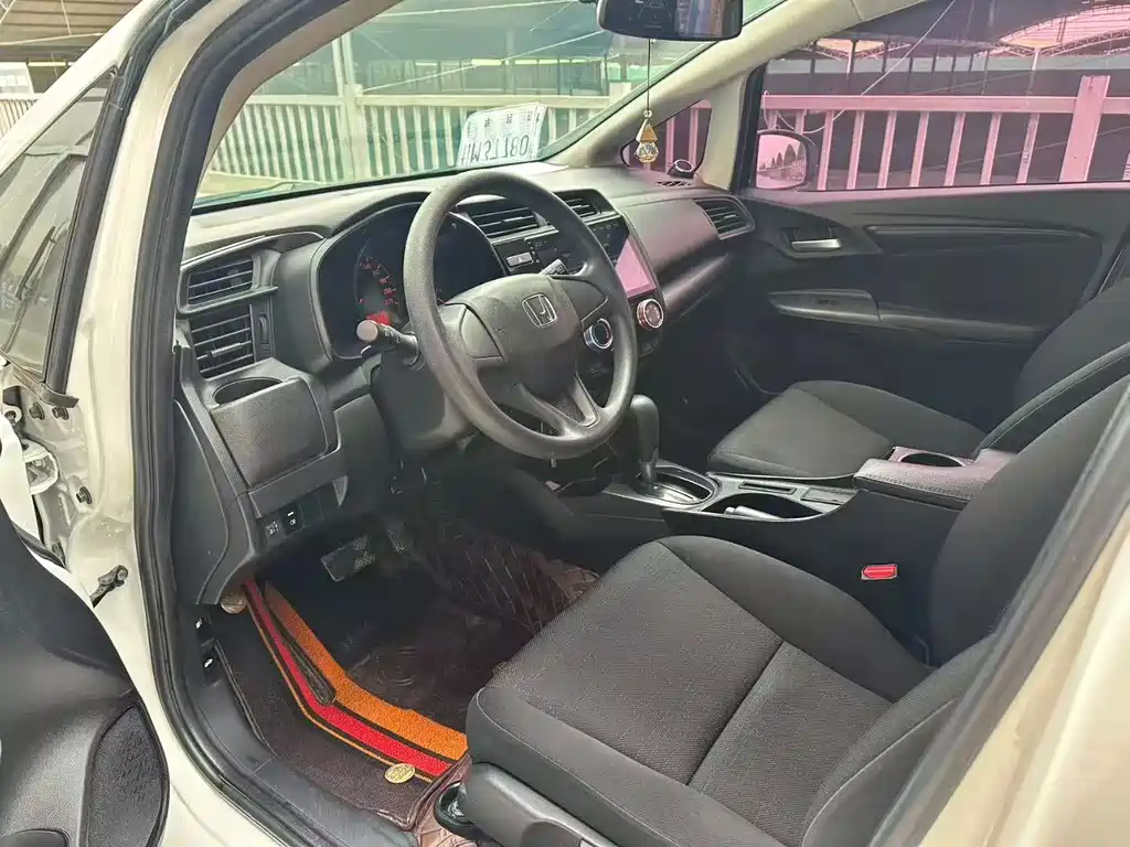 Fit 2018 1.5L CVT Comfort Edition купить на сайте DeffCars