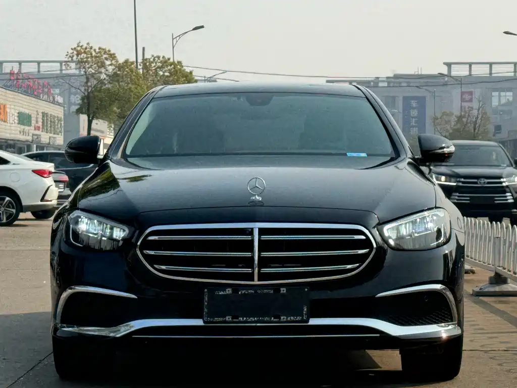 Mercedes-Benz E-Class 2023 E 300 L Fashion купить на сайте DeffCars