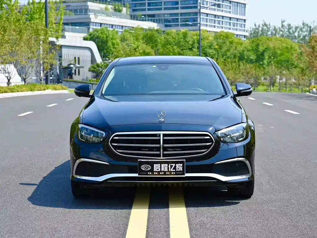 Mercedes-Benz E-Class 2023 E 300 L Fashion купить на сайте DeffCars