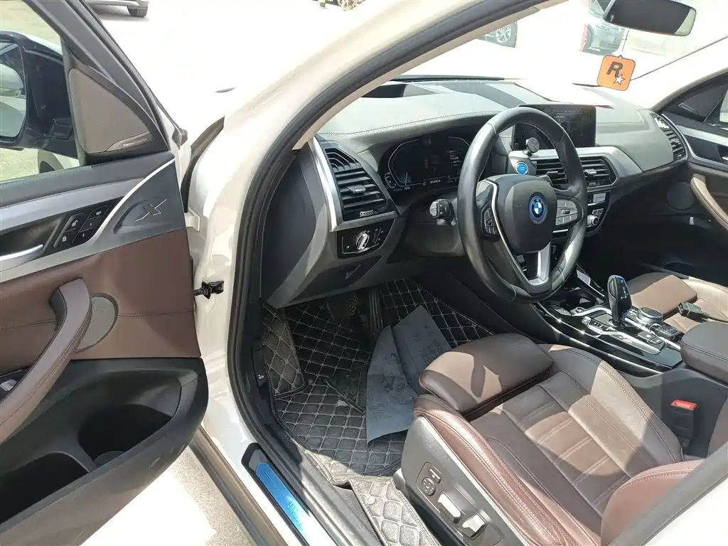 BMW iX3 2021 innovative model купить на сайте DeffCars