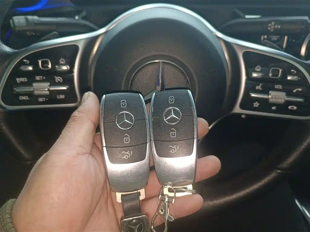 Mercedes-Benz A-Class 2021 facelift A 180 L sports sedan купить на сайте DeffCars