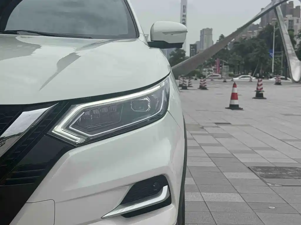 Qashqai 2021 2.0L CVT Deluxe Edition купить на сайте DeffCars
