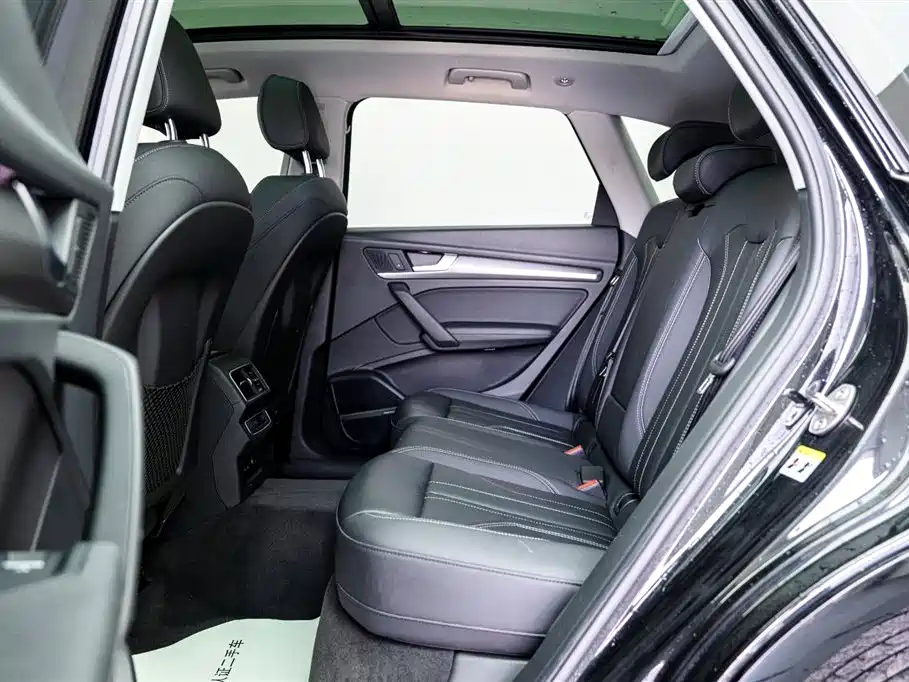 Audi Q5L 2021 45 TFSI luxury and dynamic model купить на сайте DeffCars