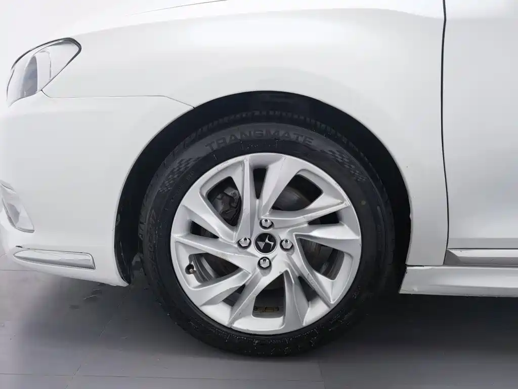 DS 5LS 2014 1.8L elegant version VTi140 купить на сайте DeffCars