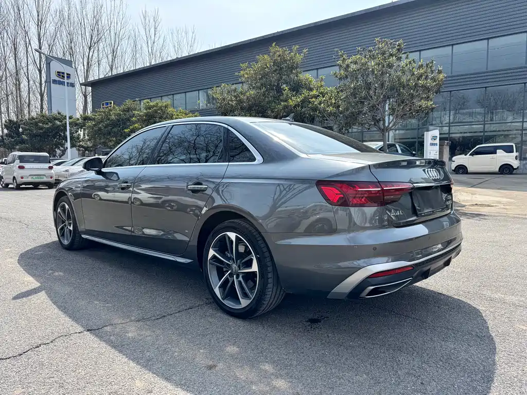 Audi A4L 2020 35 TFSI Fashionable and Dynamic купить на сайте DeffCars