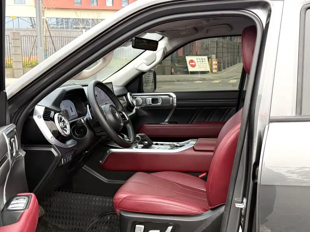 Tank 400 New Energy 2024 Hi4-T City Edition купить на сайте DeffCars