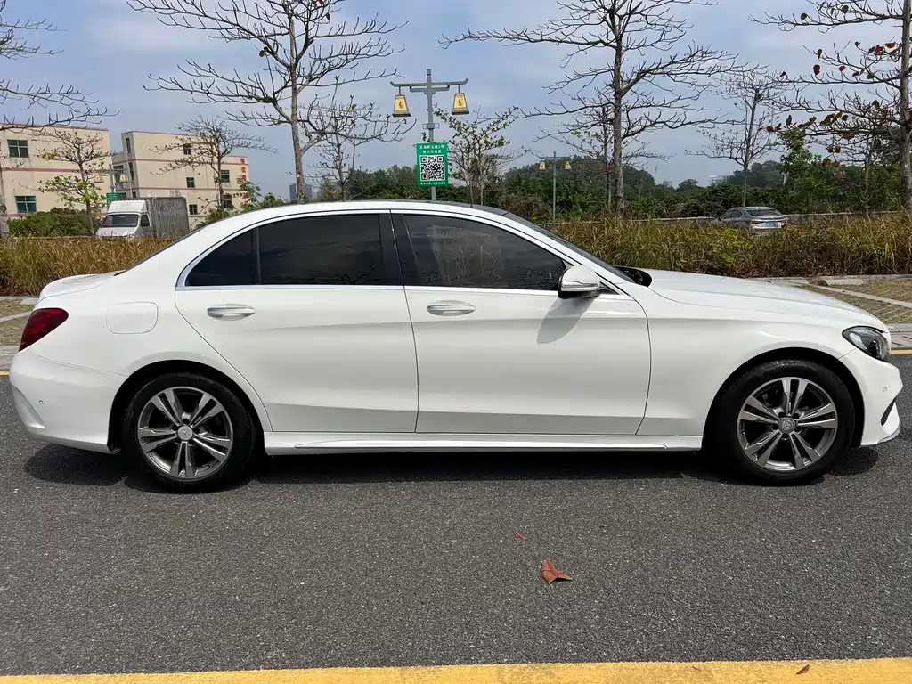 Mercedes-Benz C-Class 2016 C 200 L Sports купить на сайте DeffCars