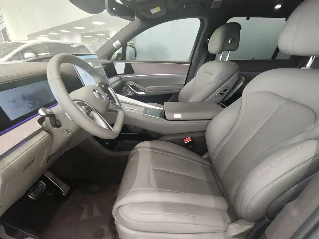 Denza N9 2025 Honor Model купить на сайте DeffCars