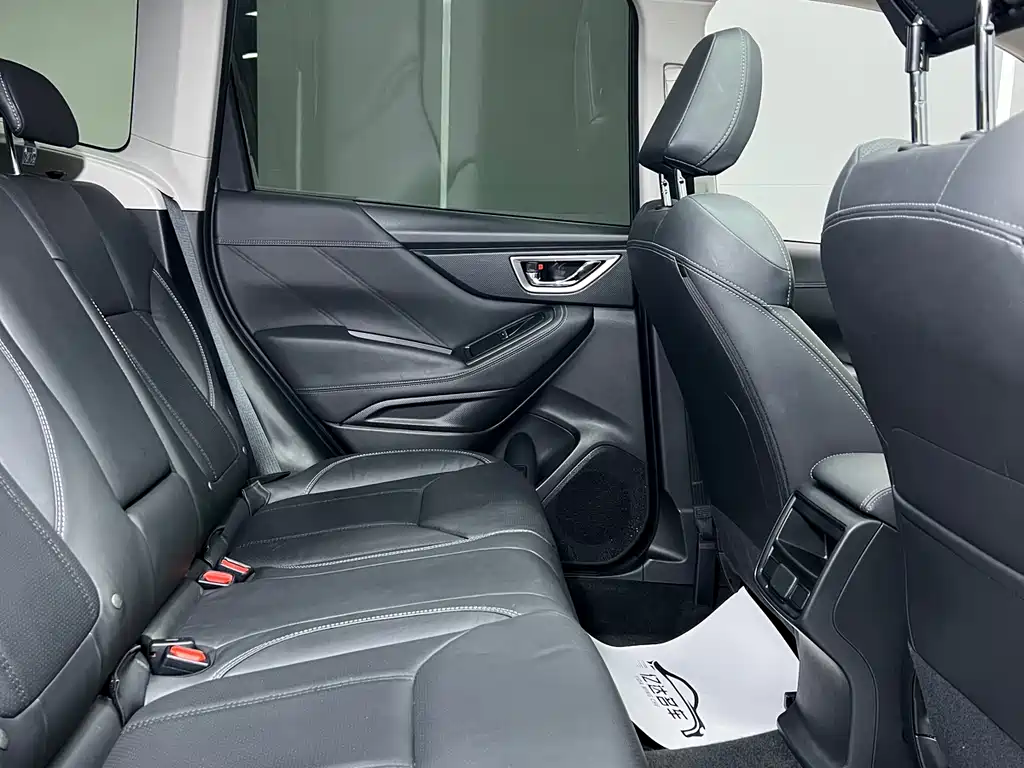 Forester 2020 2.0i Deluxe Edition купить на сайте DeffCars