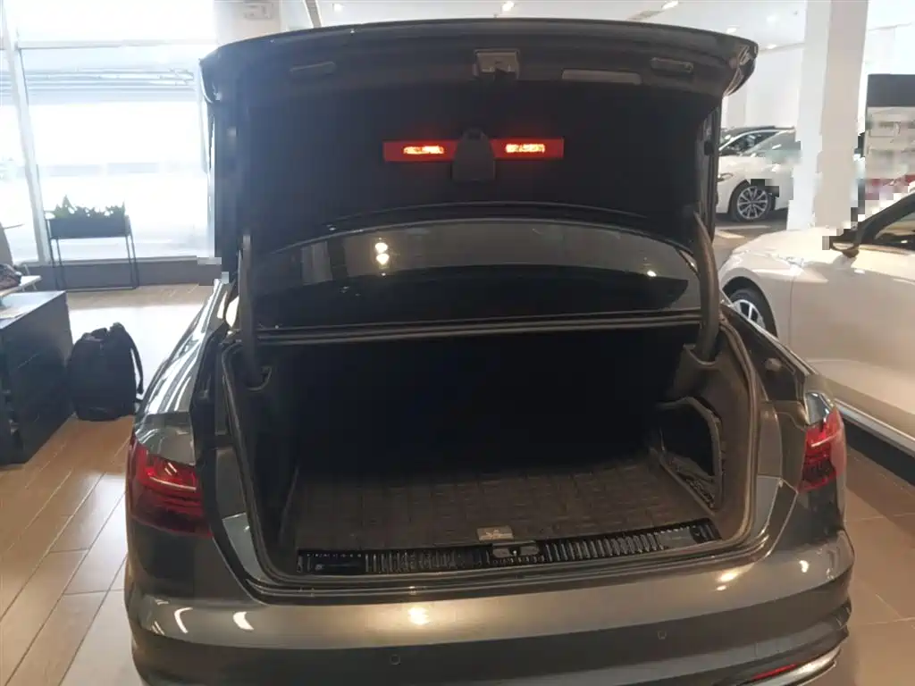 Audi A4L 2020 40 TFSI Fashionable and Dynamic купить на сайте DeffCars