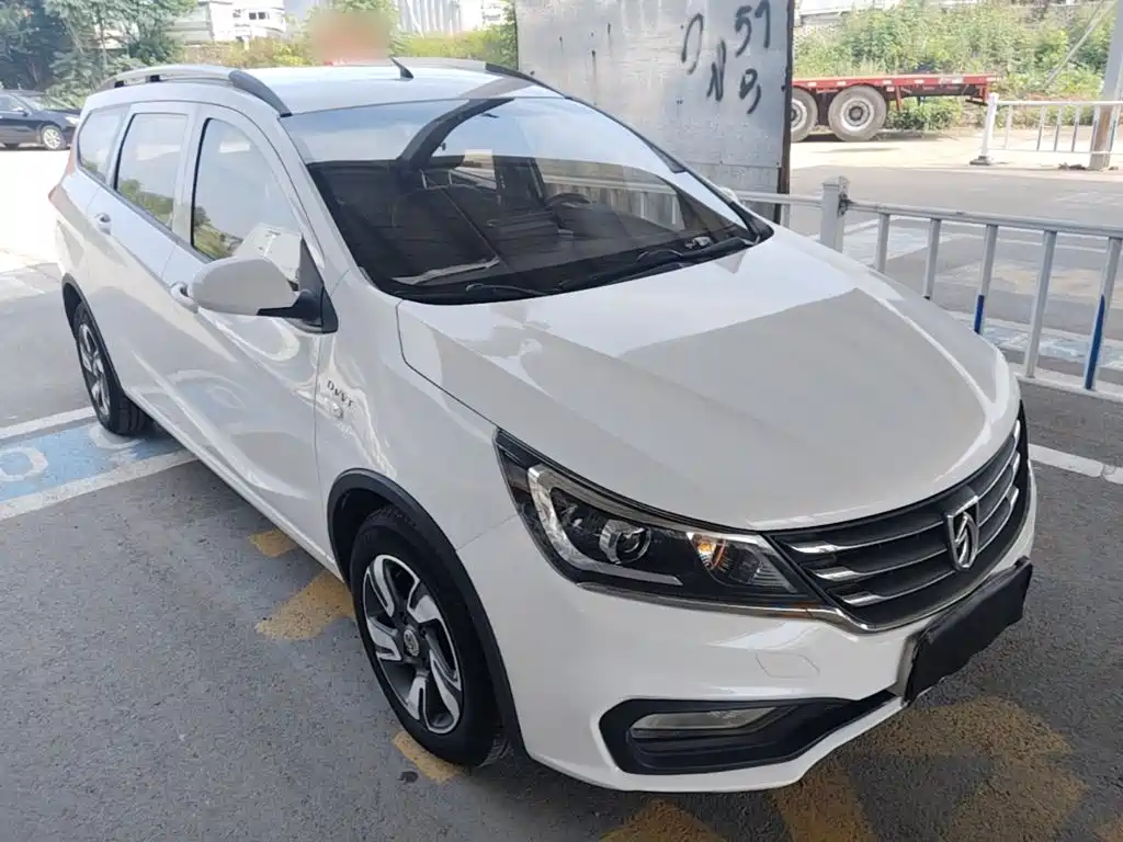 Baojun 310W 2017 1.5L manual comfort model National VI купить на сайте DeffCars
