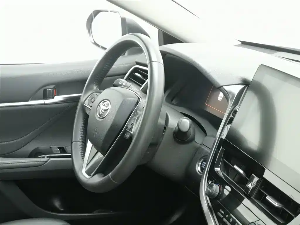 Camry 2021 2.5G Deluxe Edition купить на сайте DeffCars