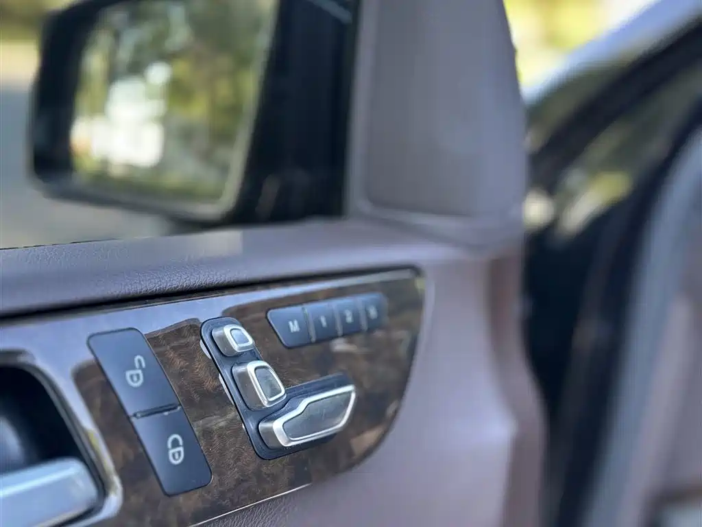Mercedes-Benz GLS 2018 GLS 400 4MATIC luxury model купить на сайте DeffCars