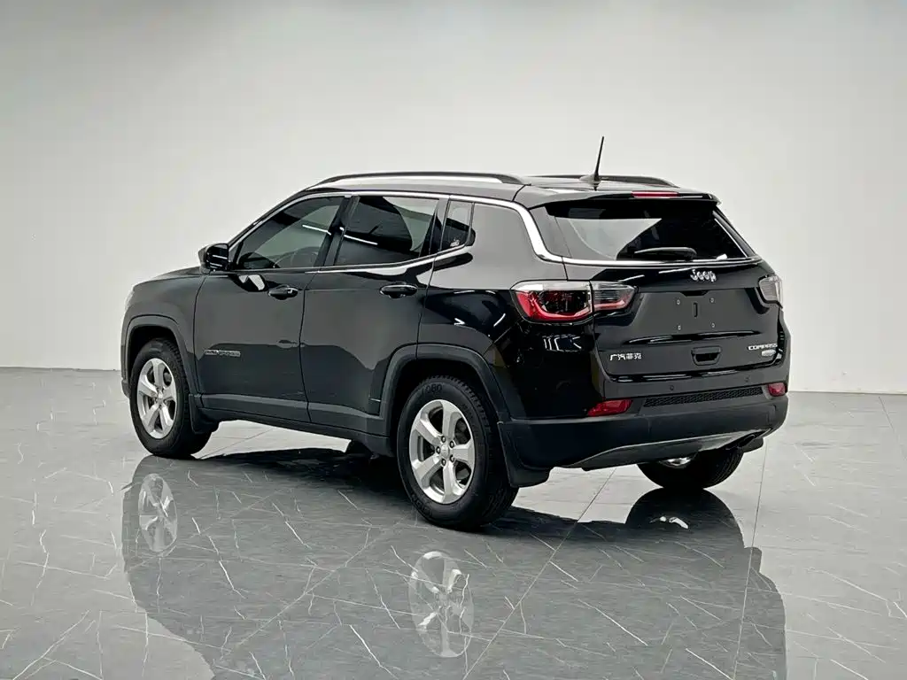 Compass 2017 200T Automatic Home Edition купить на сайте DeffCars