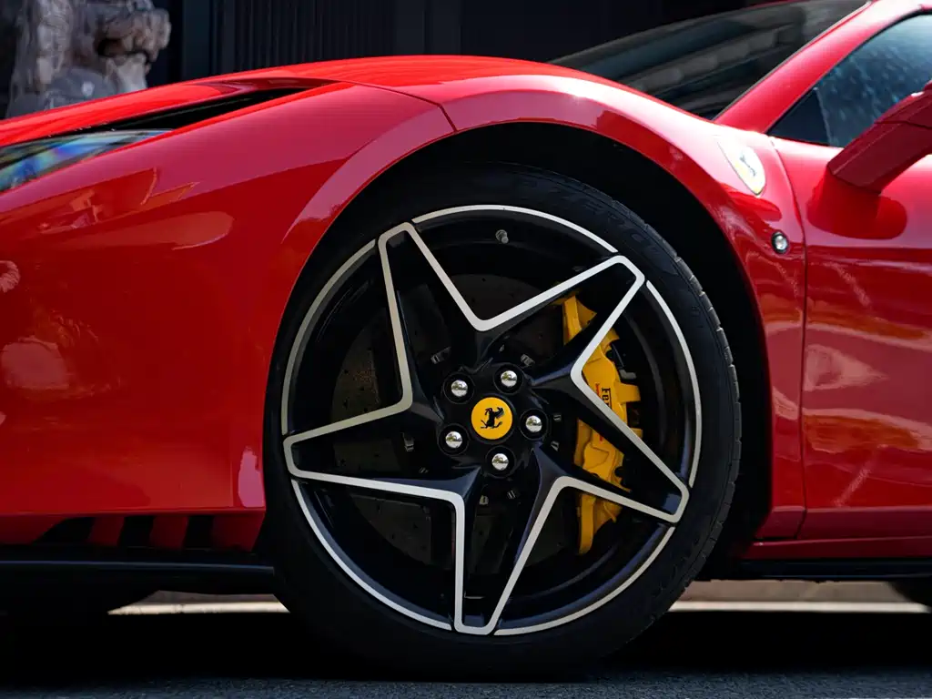 Ferrari F8 2020 Spider 3.9T V8 купить на сайте DeffCars