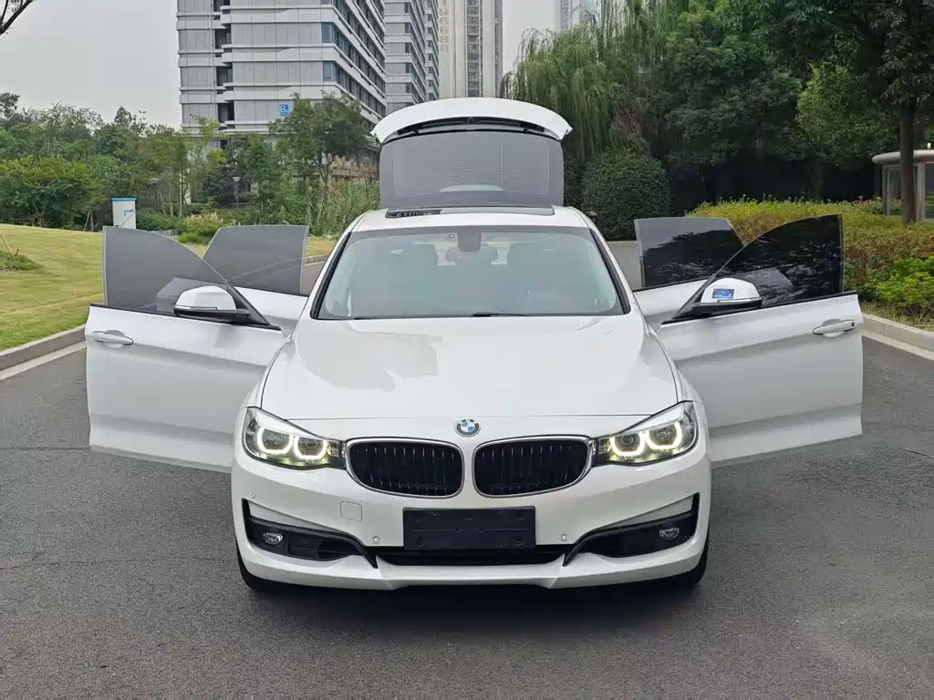 BMW 3 Series GT 2018 320i Fashion Model купить на сайте DeffCars