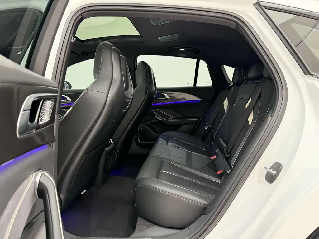 Hongqi H6 2023 2.0T Zhishang Edition купить на сайте DeffCars